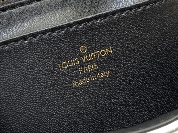 WIS GO-14 MM VUITTON LOUIS 0218